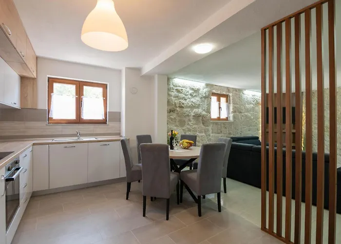 Gorgeous In Holiday home *